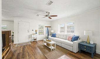 971 Laurel Cir, Barefoot Bay, FL 32976
