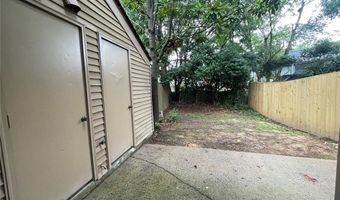 3176 Shadow Walk Ln, Tucker, GA 30084