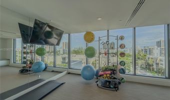 2960 NE 207th St 1104, Aventura, FL 33180