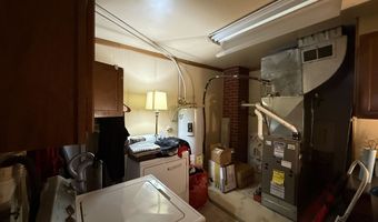 1936 S ADAMS St, Appleton, WI 54915