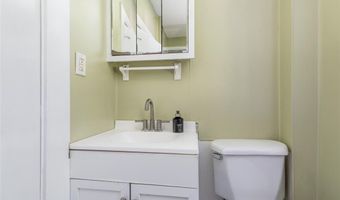 302 Allen St, Alton, IL 62002