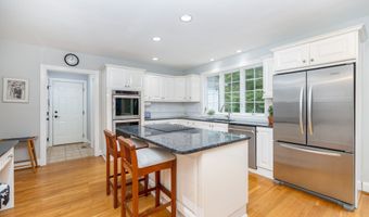34 Sudbury Way, Avon, CT 06001