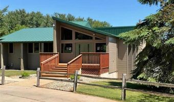 28854 Peppin Dr, Browerville, MN 56438