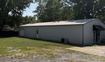 910 W SOUTH St, Benton, AR 72015