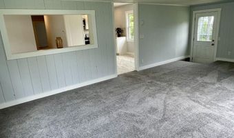 10 Crawford Dr, Bath, ME 04530