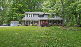 6 DONNA Dr, Bear, DE 19701
