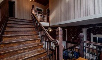 605 Atchison St, Atchison, KS 66002