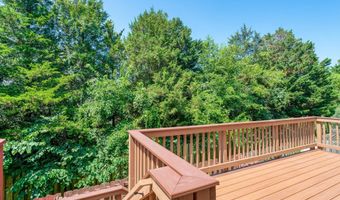 7044 FIELDHURST Ct, Alexandria, VA 22315