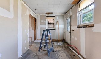 927 W WYOMING St, Allentown, PA 18103