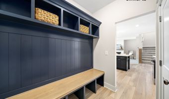 3831 NW Reinhart Dr, Ankeny, IA 50023