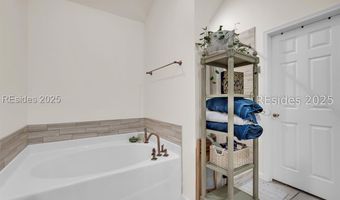 107 Besseleiu Ct, Bluffton, SC 29910