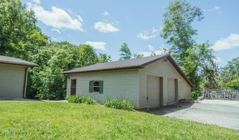 308 Dale Hollow Manor Rd, Albany, KY 42602