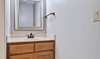 15 Cambria Ln, Bella Vista, AR 72715