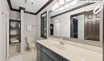 169 Goldfinch Ct, Banner Elk, NC 28604