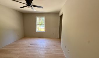 151 Bluebird Ln, Brooklyn, CT 06234