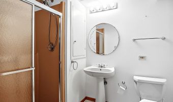 22806 W Loon Lake Blvd, Antioch, IL 60002