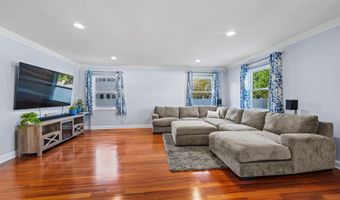 12324 KEMMERTON Ln, Bowie, MD 20715