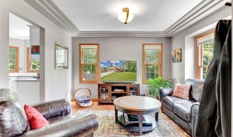 23 Gatehouse Ln, Amherst, NY 14051