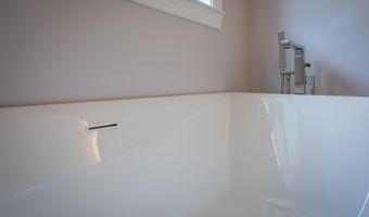 6405 WILMETT Rd, Bethesda, MD 20817