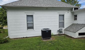 1105 13th St, Auburn, NE 68305