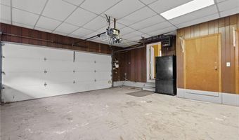 300 Twin River Rd, Lincoln, RI 02865