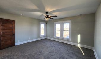 2083 Iowa Rd, Allerton, IA 50008