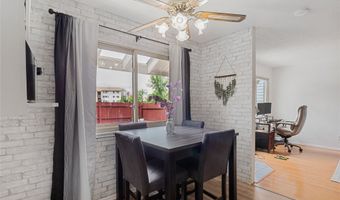 983 10th Ave NW, Altoona, IA 50009