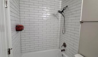 13100 Lorraine Rd, Biloxi, MS 39532