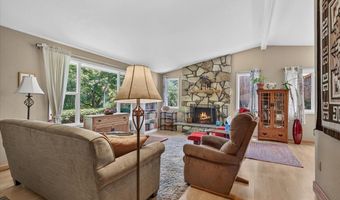 635 Chestnut St, Ashland, OR 97520
