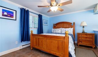 276 Bonnet Point Rd, Narragansett, RI 02882