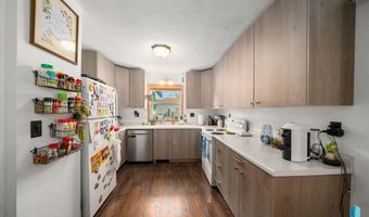 611 E 3Rd St St, Bridgewater, SD 57319