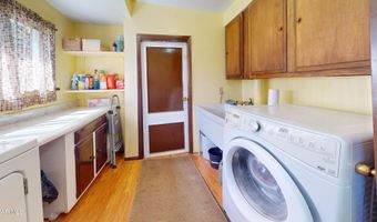 2419 9th St, Altoona, PA 16601