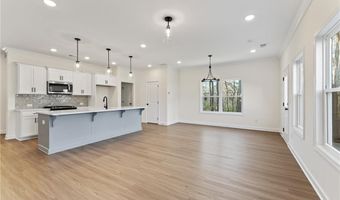 325 Colsen Dr, Acworth, GA 30102