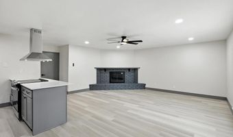 5221 Knox Dr, The Colony, TX 75056