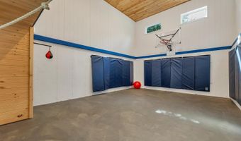 76 Curries Way, Brookfield, NH 03872