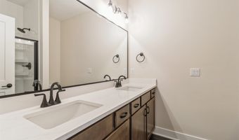 4407 NE 8th St, Ankeny, IA 50021