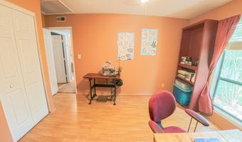 121 Wicklow Dr, Asheville, NC 28806