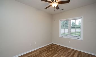 1655 34th Ave SW 3, Altoona, IA 50009