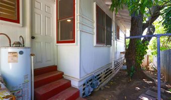 1914 Manoa Rd, Honolulu, HI 96822