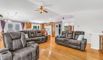 1391 Turner St, Auburn, ME 04210