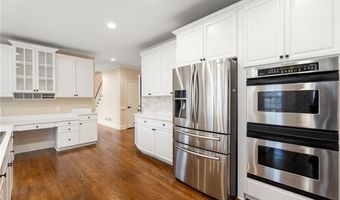 870 Longstone Lndg, Alpharetta, GA 30022