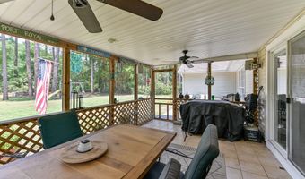 495 Sams Point Rd, Beaufort, SC 29907