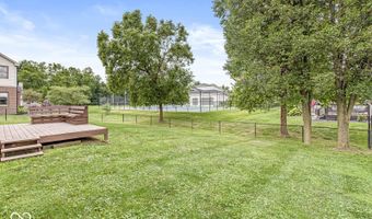 6442 Royal Oakland Dr, Indianapolis, IN 46236
