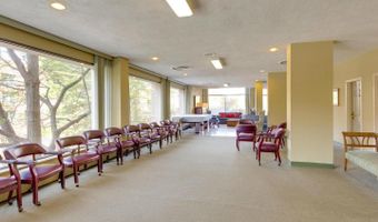 4141 N HENDERSON Rd 107, Arlington, VA 22203