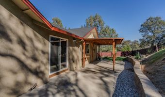 345 Live Oak Dr, Angels Camp, CA 95222