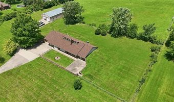 17274 Kansas Ave, Basehor, KS 66012