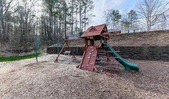 1400 Boxwood Trce NW, Acworth, GA 30102