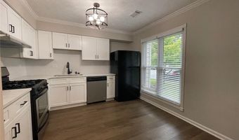 3176 Shadow Walk Ln, Tucker, GA 30084