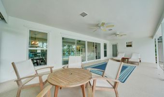 341 Glenbrook Dr, Atlantis, FL 33462