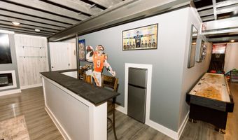 9739 Sweetwater Ln, Alexandria, KY 41001